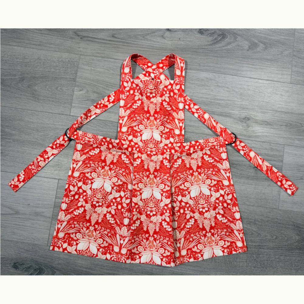 Mini Sweet Pea Apron-Child– Digital Sewing Pattern
